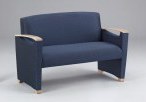 Lesro Somerset Loveseat